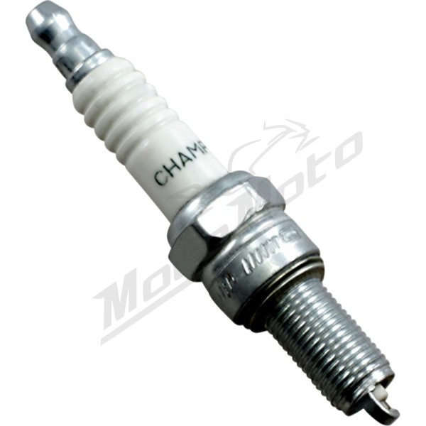CHAMPION Copper Plus Spark Plug Aprilia / Gilera / Husqvarna / Kawasaki / Malaguti / Moto Guzzi / Peugeot / Piaggio / Royal Enfield / Vespa / Yamaha 50-1200 01-23 RG6YC