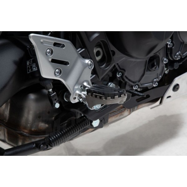 SW-MOTECH Ion Footrest Yamaha MT-09 21-22