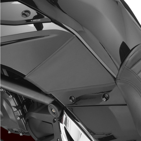 SHOW CHROME Kuro bako priekinio plastiko apsauga / užvalkalas Can Am Spyder 1330 15-22