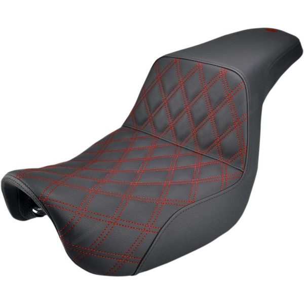 SADDLEMEN Step-Up Seat Red Harley Davidson FLD / FXDB / FXDBB / FXDF / FXDWG 1584-1800 06-17