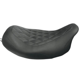 MUSTANG Wide Tripper™ Solo Seat Harley-Davidson FLHR / FLHRC / FLHRSE / FLHRXS / FLHT / FLHTCU / FLHTCUL / FLHTCUTG / FLHTCUTGSE / FLHTK / FLHTKL / FLHTKSE / FLHX / FLHXS / FLHXSE / FLHXST / FLHXXX / 
