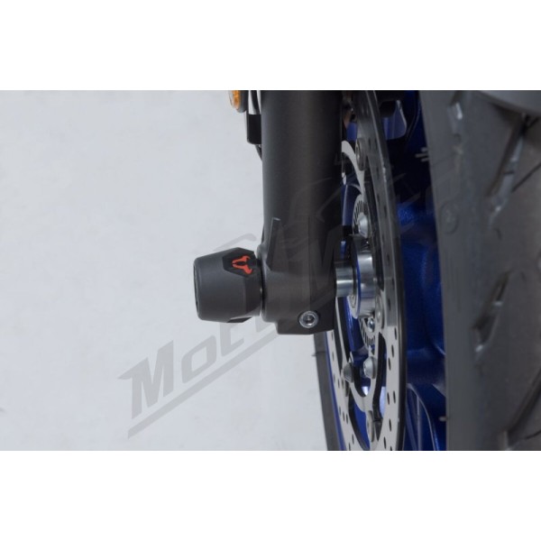 SW-MOTECH Front Axle Slider Set Kawasaki ZX-6 / Suzuki GSX-S / Yamaha MT-07 / XSR / XTZ 636-1000 14-26