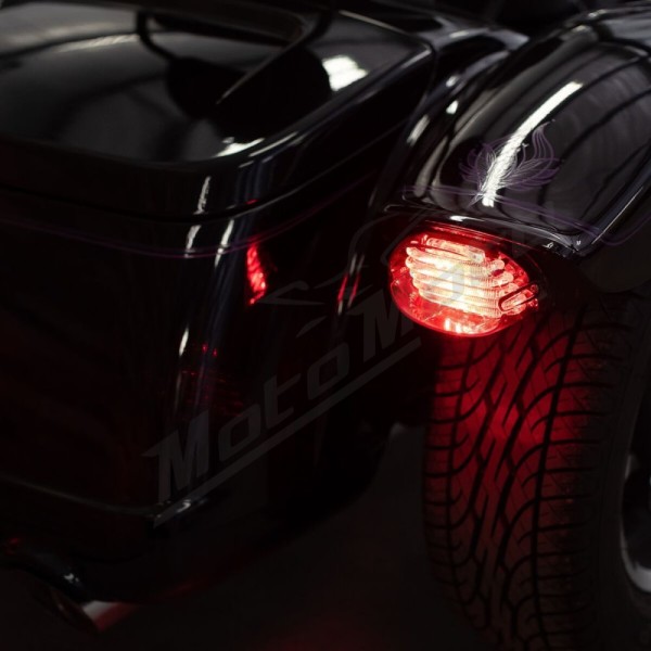CUSTOM DYNAMICS ProBEAM® Squareback LED Taillight Kit Harley Davidson FLD / FLDE 883-1977cc 88-24