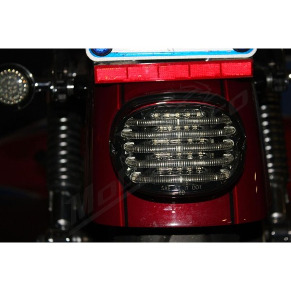 CUSTOM DYNAMICS ProBEAM® Low-Profile LED Taillight Kit Harley Davidson FLD / FLDE 883-1977cc 96-24