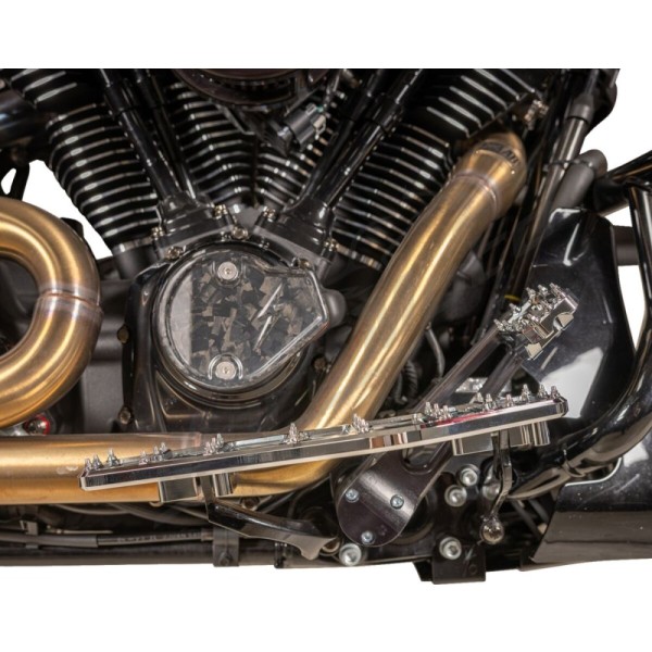 THRASHIN SUPPLY CO. Vairuotojo pakojai ​​​​​​​Harley Davidson FL / FLH / FLHC / FLHFB 1200-1977cc 72-25