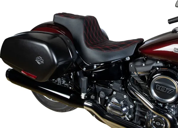 DRAG SPECIALTIES SEATS Predator III Seat Harley Davidson FLSB / FXLR / FXLRS / FXLRST 1750-1923cc 18-26