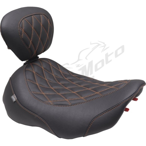 MUSTANG Wide Tripper™ Solo Seat Harley Davidson FLHX / FLHXSE / FLTRX / FLTRXSE / FLTRXSTSE 1923–1977 cc 2023–2025