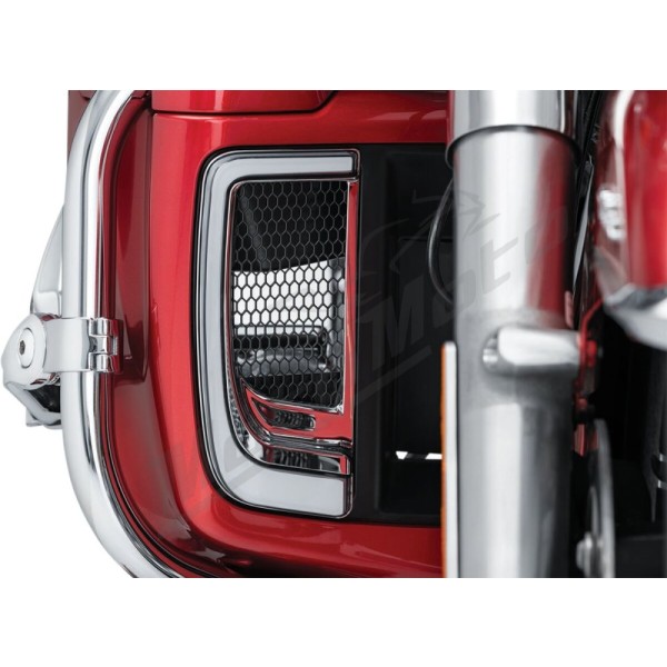 KURYAKYN Lower Radiator Grille Trim Harley Davidson FLHTCU / FLHTKL / FLTRU / FLHXSE 1690/1977 10-25