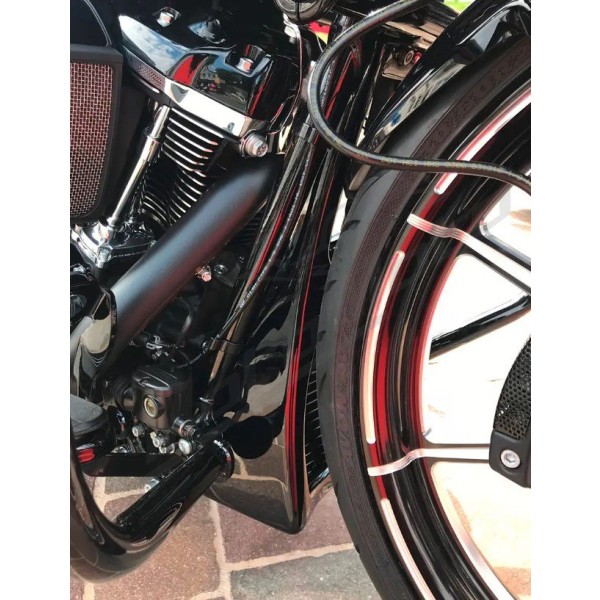 CULT WERK priekinė apdaila Custom juoda Harley Davidson 1690-1977cc 2015-2024