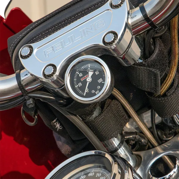 FEULING PARTS Remote Oil PSI Gauge Kit Harley Davidson FLDE / FLFB / FLFBS 1750-1977cc 17-25
