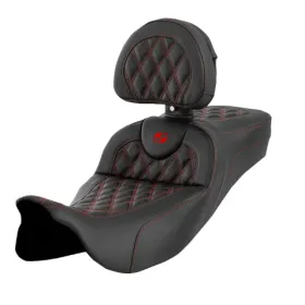 SADDLEMEN Roadsofa Perforated sėdynė su atlošu prailginta raudona Harley Davidson FLHR / FLHRC / FLHTCU / FLTRU / FLTRXS 1584-1923 08-23