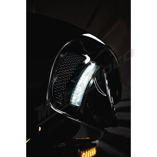CUSTOM DYNAMICS Genesis® 4 Dynamic LED Road Glide® Vent Inserts Harley Davidson FLTRK / FLTRKSE 1690-1977cc 15-24