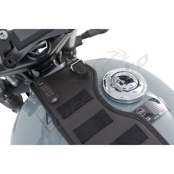 SW-MOTECH Tank Strap Triumph Bonneville / Scrambler / Speed Twin / Street Cup / Street Twin / Thruxton 900-1200 16-26