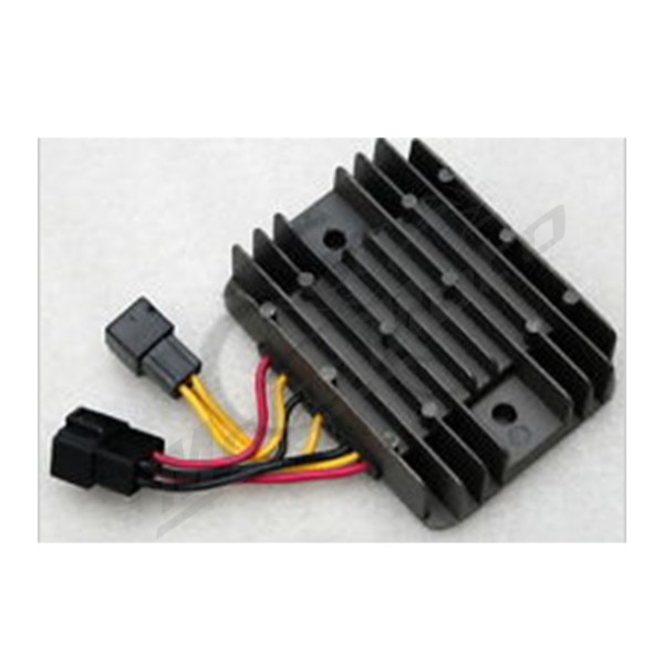 Maxtuned Voltage Regulator TRIUMPH DAYTONA 675 04-14