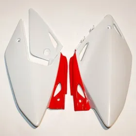 Ufo galiniai šoniniai plastikai HONDA CRF 250X 04-17 Balta/Raudona