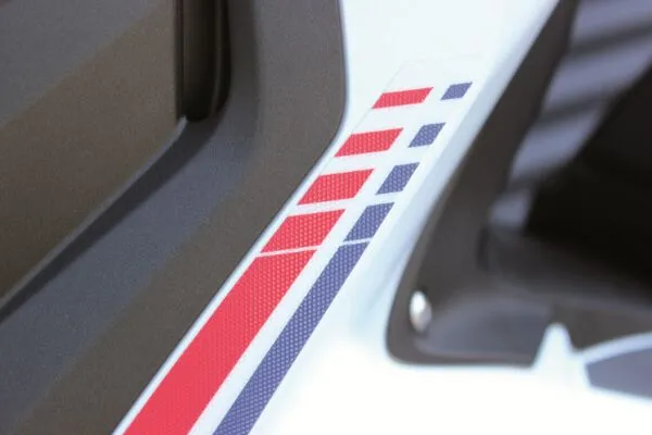UNIRACING Grafikų komplektas HONDA X-ADV 750cc 17-20