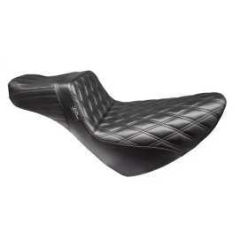 LE PERA Tailwhip Sėdynė Harley Davidson FLSB / FXLR / FXLRS / FXLRST / FXRST 1750-1923 18-26