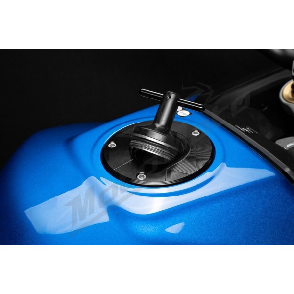 GILLES TOOLING Kuro bako dangtelis Suzuki DL / GSX-R / GSX-S 600/1050 01-25