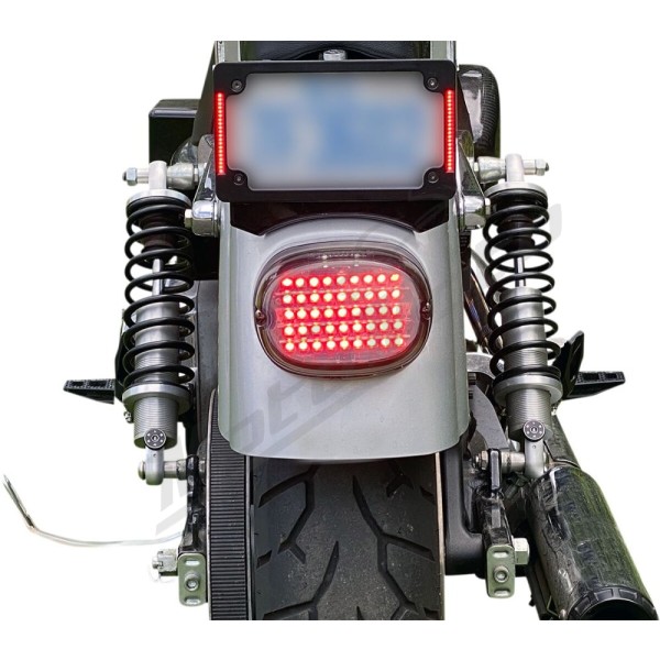CUSTOM DYNAMICS LED Galinis žibintas Harley Davidson FLD / FLDE / FLFB 883-1977cc 96-24