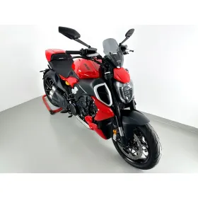 WRS DU030FS SPORT Priekinis stiklas Tamsintas 75% Ducati Diavel V4 1200 ABS 23-25