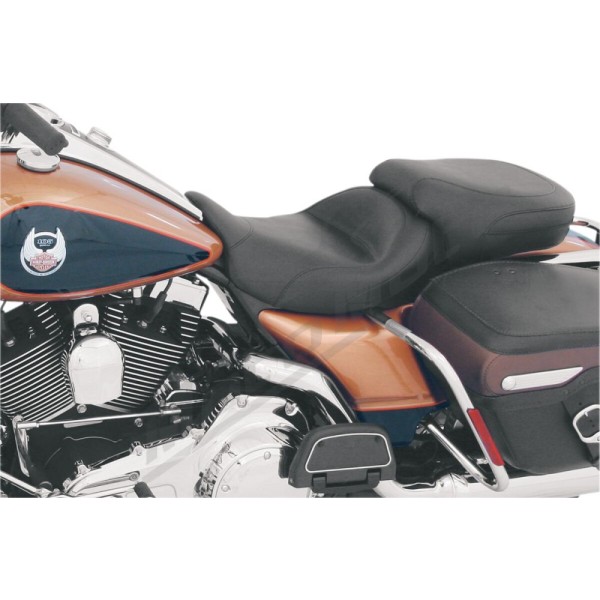 MUSTANG Solo Seat Harley-Davidson FLH / FLHR / FLHT / FLHX / FLTR 1584–1923 2008–2025