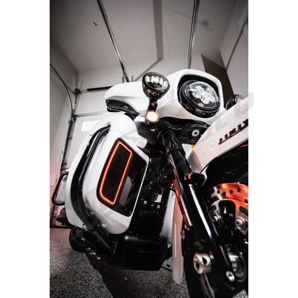 CUSTOM DYNAMICS ProBeam® LED priekinis žibintas Harley Davidson FLHR / FLHRC 1450-1923cc 05-24
