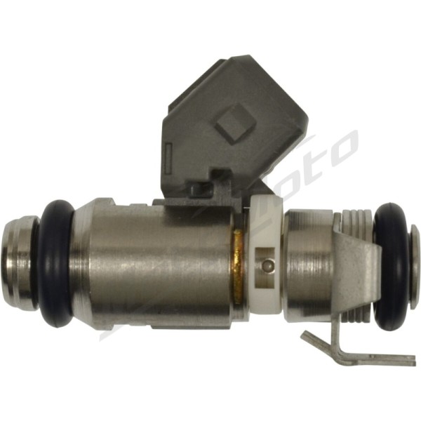STANDARD MOTOR PRODUCTS Replacement Fuel Injector Harley Davidson FLHRCI / FLHRI / FLHTI / FLSTCI / FLSTFI / FLTRI / FXDI / FXDWG / FXSTBI / FXSTI 1450 01-06