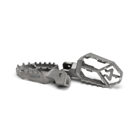 AKRAPOVIC Adventure Titanium Foot Pegs BMW R 1100-1300GS 99-25