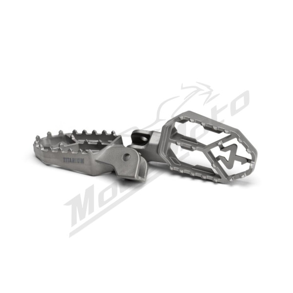 AKRAPOVIC Adventure Titanium Foot Pegs BMW R 1100-1300GS 99-25