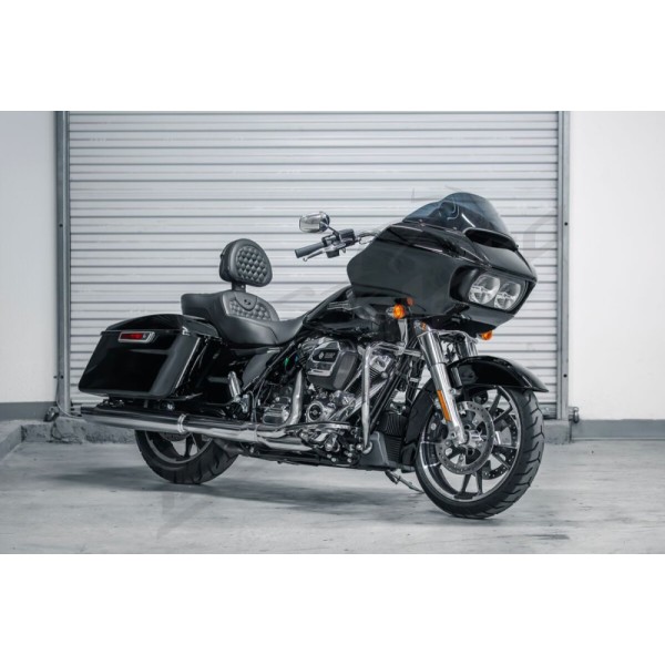 SADDLEMEN Honeycomb Roadsofa™ Seat Harley Davidson FLH / FLHR / FLHRC / FLHTC / FLHTCU / FLHTK / FLHX / FLTRU / FLTRXS 1584-1923cc 08-23