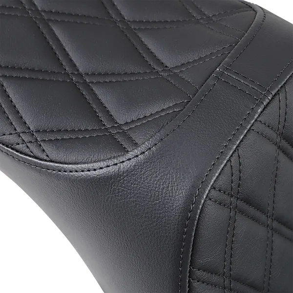 DRAG SPECIALTIES SEATS Predator III Seat Harley Davidson FLDE / FLHC / FLHCS / FLI / FLSL / FXBB / FXBBS 1750-1868cc 18-24