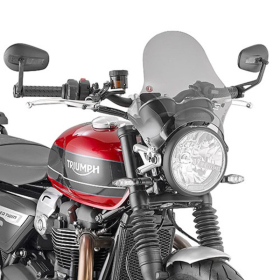 Givi screen, smoked 29,5x31cm Benelli / Kawasaki / Triumph 400-1200cc 18-22
