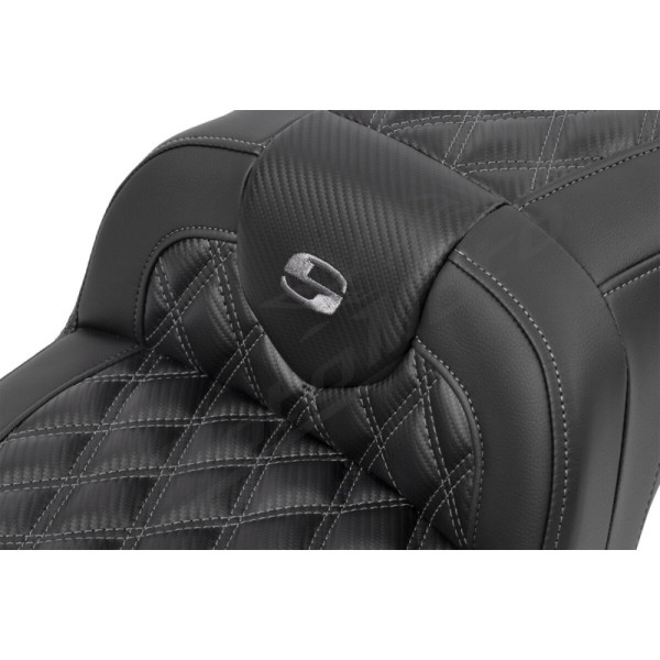 SADDLEMEN Road sofa Sėdynė juoda/anglies pluošto Harley Davidson FLHX / FLTRX / FLTRXSE 1923-1977 23-25
