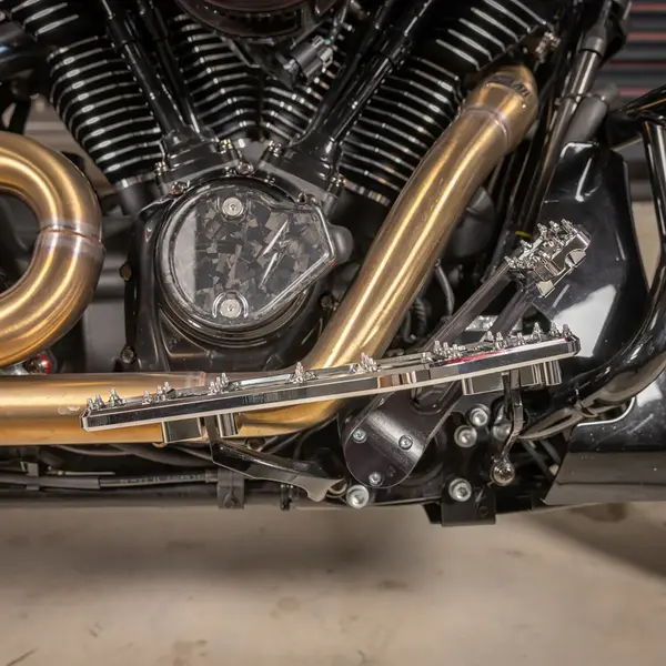 THRASHIN SUPPLY CO. Aggressor Brake Pedal Pad Chrome Harley-Davidson Electra / Road 1690-1868cc 14-20