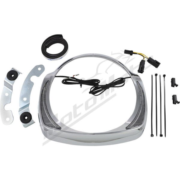 CIRO Fang® Headlight Bezels HARLEY DAVIDSON FLHT / FLHTCU / FLHTCUTG / FLHTCUTGSE / FLHTK / FLHTKL / FLHTKSE / FLHX / FLHXS / FLHXSE / FLHXST 1690-1923 06-25