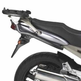 Givi Monorack galinės daiktadėžės laikiklis Yamaha FZS600 Fazer 98-03