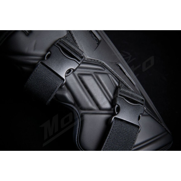 ICON Field Armor 3™ Knees