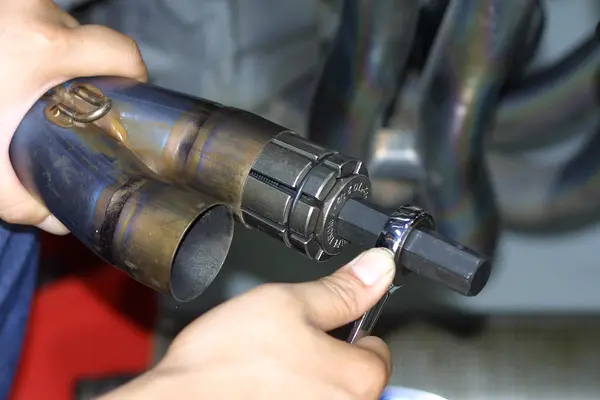 BIKESERVICE Išmetimo vamzdžio plėtiklis Ø29-44mm