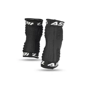 UFO Spartan Knee Guards