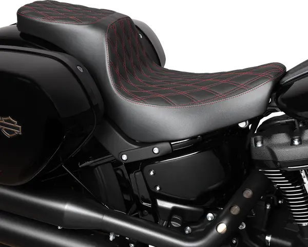 DRAG SPECIALTIES SEATS Predator 2-Up sėdynė Harley Davidson FLSB / FXLR / FXLRS / FXLRS 1750-1923cc 18-26