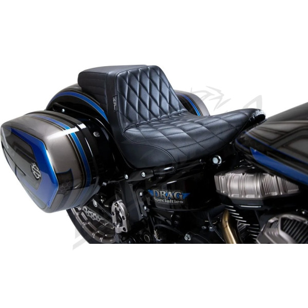 LE PERA Kick Flip Biker Gel Seat Harley Davidson FLSB / FXLR / FXLRS / FXLRST / FXRST 1750-1923 18-24