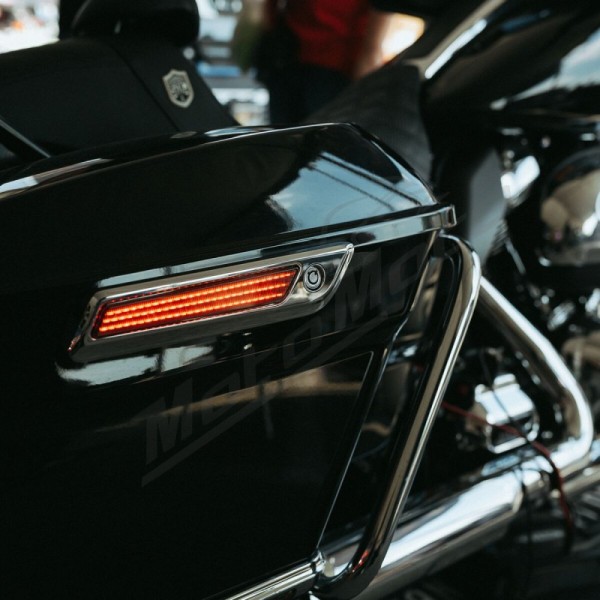 CUSTOM DYNAMICS LED Galiniai žibintai Harley Davidson FLH / FLHR / FLHRXS 1690-1923cc 14-24