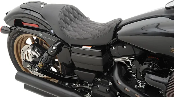 DRAG SPECIALTIES SEATS 3/4 Low Solo Seat Harley Davidson FLD / FLSTFB / FLSTFBS / FLSTN / FLSTS / FLSTSC 1450-1690cc 00-17