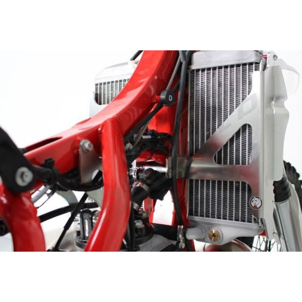 AXP RACING Radiator Braces BETA RR 125-300cc 20-23