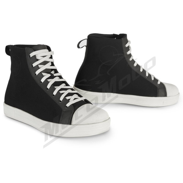 Lindstrands Con Sneakers
