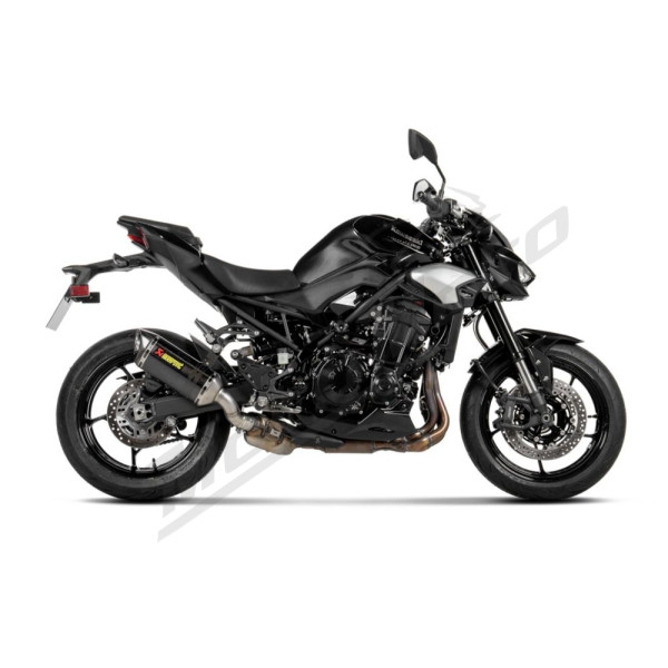 AKRAPOVIC Slip-On Line Muffler Carbon Fiber Kawasaki Z 900 2025