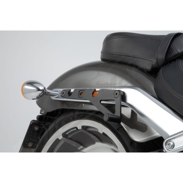 SW-MOTECH SLH oninės daiktadėžės laikiklis Dešinys Harley Davidson FLFB / FLFBS / FXBR / FXBRS / FXSB 1690-1923 17-24
