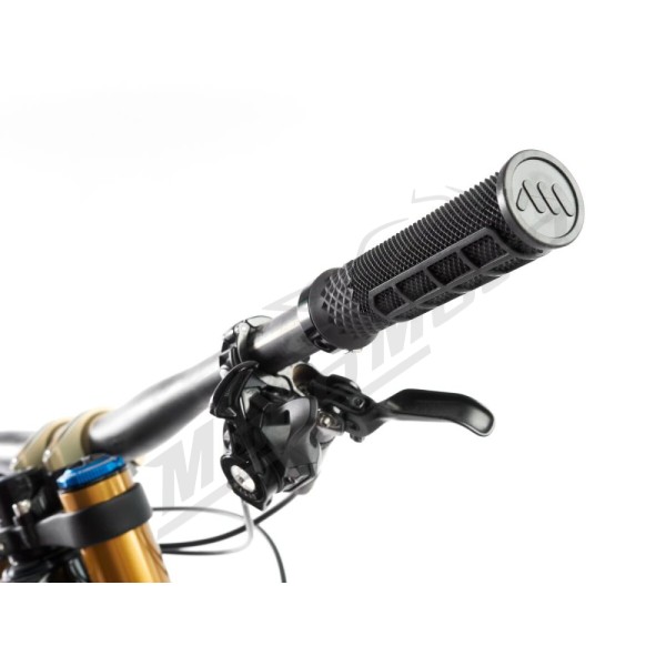 ALL MOUNTAIN STYLE Cero Grips