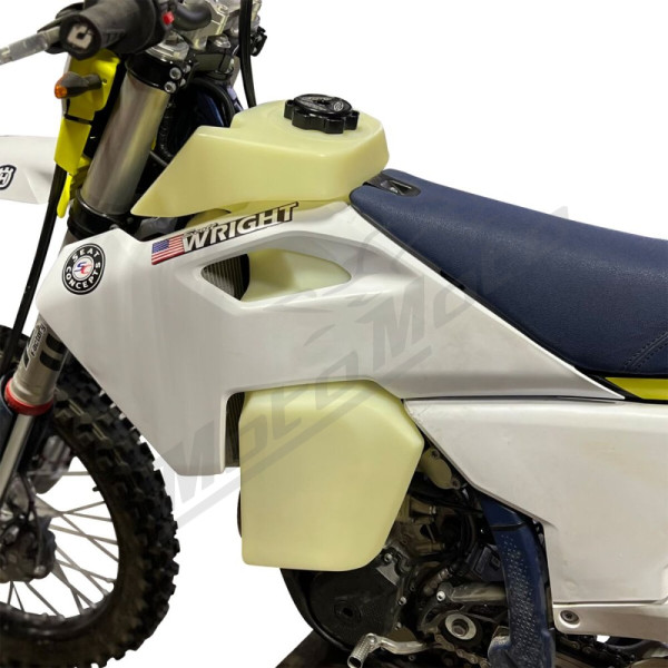 IMS PRODUCTS INC. Large-Capacity Gas Tank 12,1L Husqvarna FC / FE / FX / TC / TX 125-450 22-25