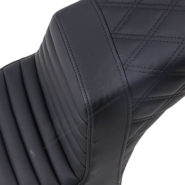 SADDLEMEN Tuck-n-Roll Seat Indian Scout 1000-1250 18-26
